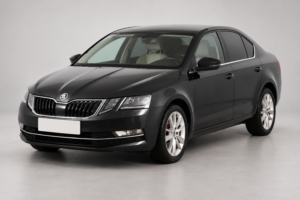 Чёрная Škoda Octavia, вид спереди и сбоку на светлом фоне.