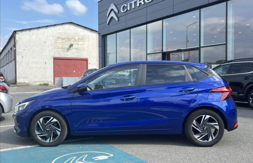 Hyundai I20 — AT