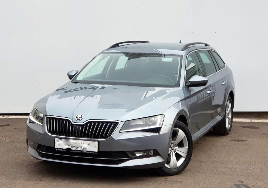 Škoda Skvělá automatická půjčovna aut v Praze, Česká republika