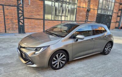 TOYOTA COROLA