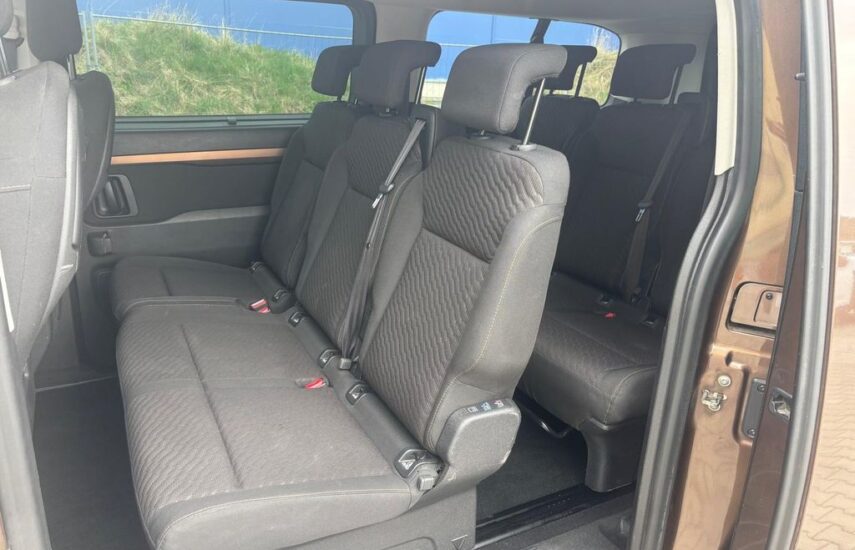 Toyota PROACE — AT